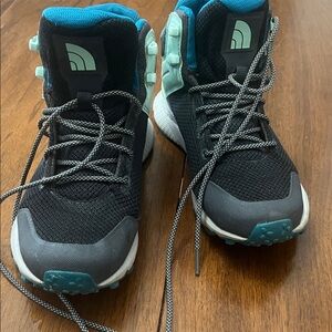 North face Women’s Hiking Boots